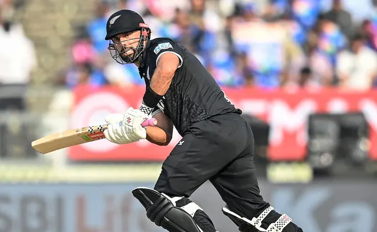IND vs NZ: Mitchell 84 Helps New Zealand Sets 300 Target