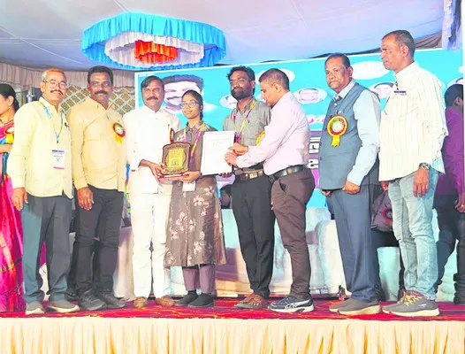 బహుళ ప్రయోజన   పంటల సంరక్షణ పరికరం..
