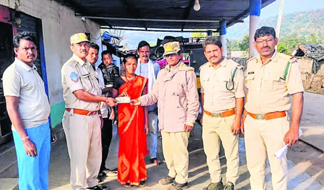 పులిదాడిలో లేగదూడ మృతి