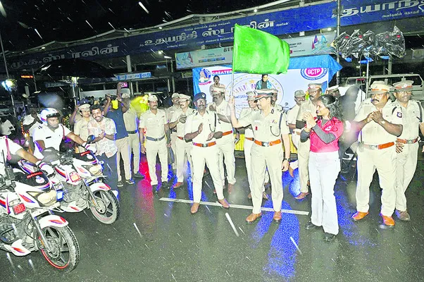 రోడ్డు భద్రతే లక్ష్యంగా సూపర్‌ బైక్‌ ర్యాలీ 
