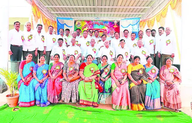 45 ఏళ్ల ఆత్మీయ సమ్మేళనం