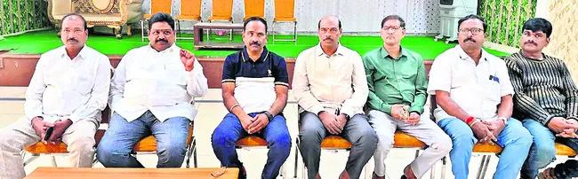 విద్యుత్‌ బిల్లు కలెక్షన్‌ ఏజెన్సీల  సమస్యలు పరిష్కరించ