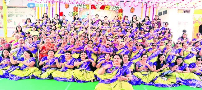 మార్వాడీ ఆడపడుచుల ఆత్మీయ కలయిక