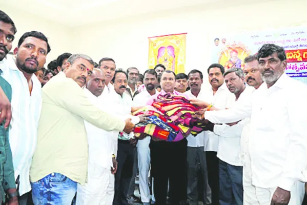 సత్ఫలితాలిచ్చిన దుప్పట్ల సేకరణ 