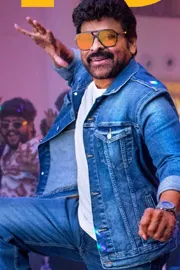 Megastar Chiranjeevi Congratulates direcrtor anil Ravipudi10