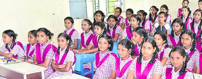 గురుకులం.. భవిత పదిలం