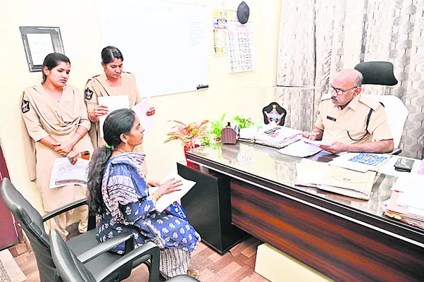 ఎస్పీ కార్యాలయానికి 31 అర్జీలు 