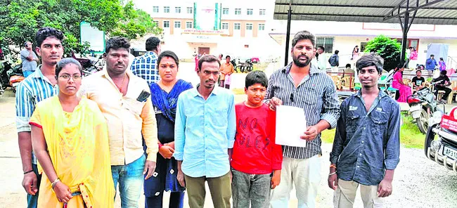 అర్జీల ఆవేదన! 