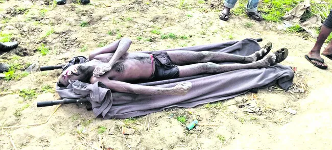 నాణేల కోసం మంజీరలోకి దిగి ఒకరి మృతి 