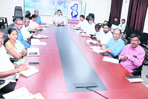 ‘ఎన్నికలకు సన్నద్ధంగా ఉండాలి’