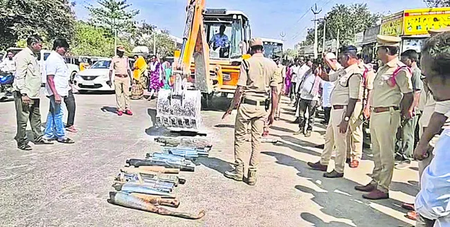 కాలుష్యకారక బైక్‌లపై ఉక్కుపాదం 