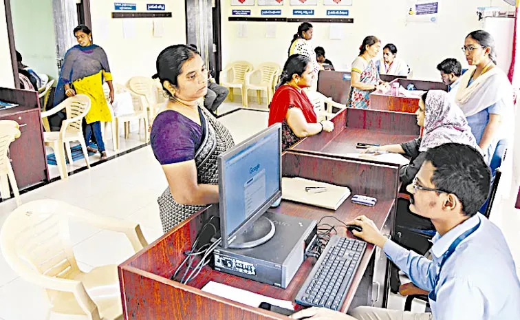 ఆధార్‌ సేవల టెస్టు పాస్‌ కాకుంటే ఇంక్రిమెంట్‌ కట్‌