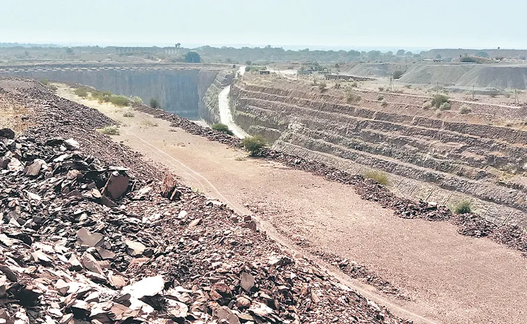 Sakshi Guest Column On Chandrababu Politics Rayalaseema Lift Irrigation