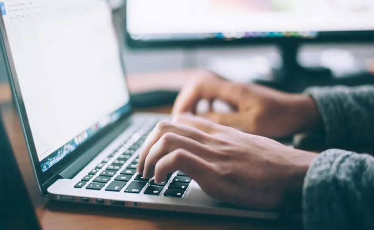 Meta Engineer Says Job Applications Are The Dumbest Thing Ever