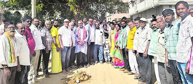 గజ్వేల్‌ సమస్యలు పట్టించుకోరేం? 