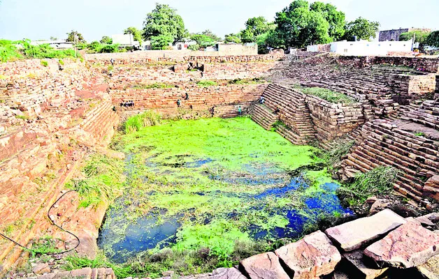 ఉత్సవాలతో ఒనగూరని ప్రయోజనం 