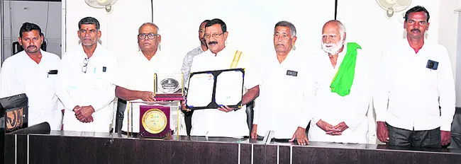 కరీంనగర్‌ డెయిరీకి అగ్రపీఠం