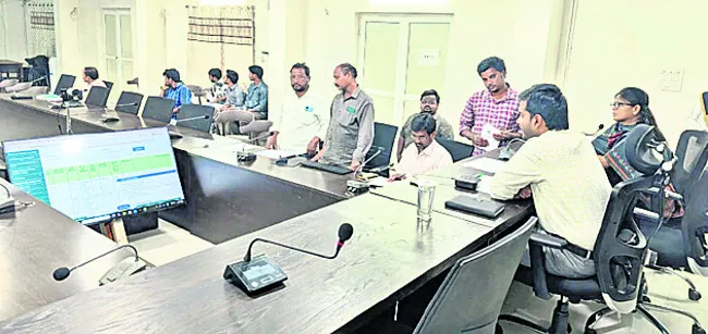 డిజిటల్‌ బాటలో 42 పీఏసీఎస్‌లు