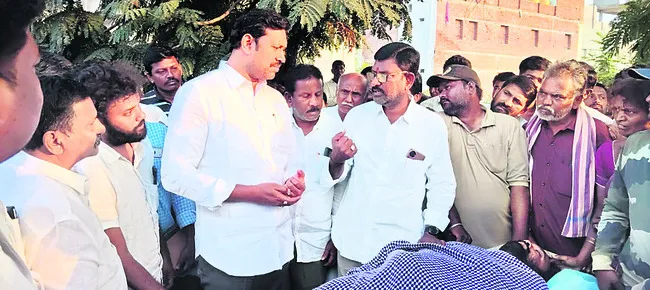 గండి కొవ్వూరు సర్పంచ్‌ మృతి 