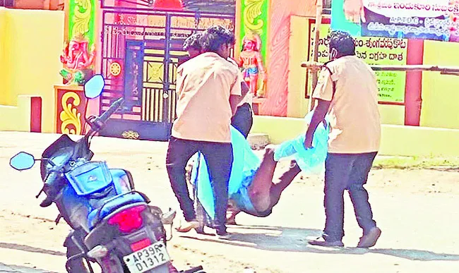 ● పరుగులు పెట్టించిన వృద్ధుడు 