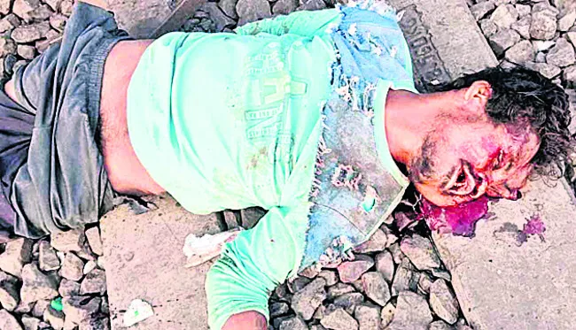 గుర్తు తెలియని మృతదేహం లభ్యం