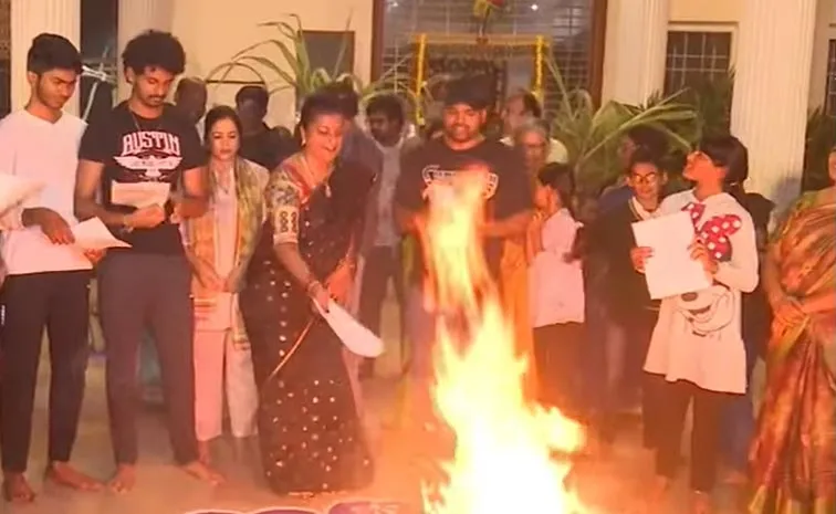 YSRCP RK Roja Satirical Comments On Chandrababu