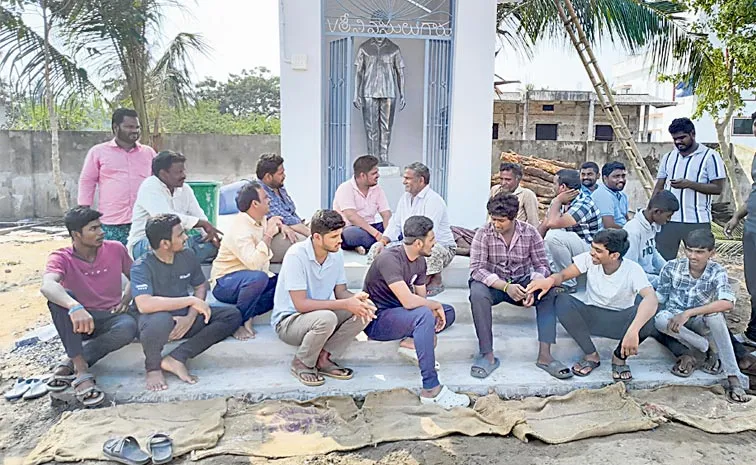 ‘పల్లె’ మళ్లీ మొదటికొచ్చింది