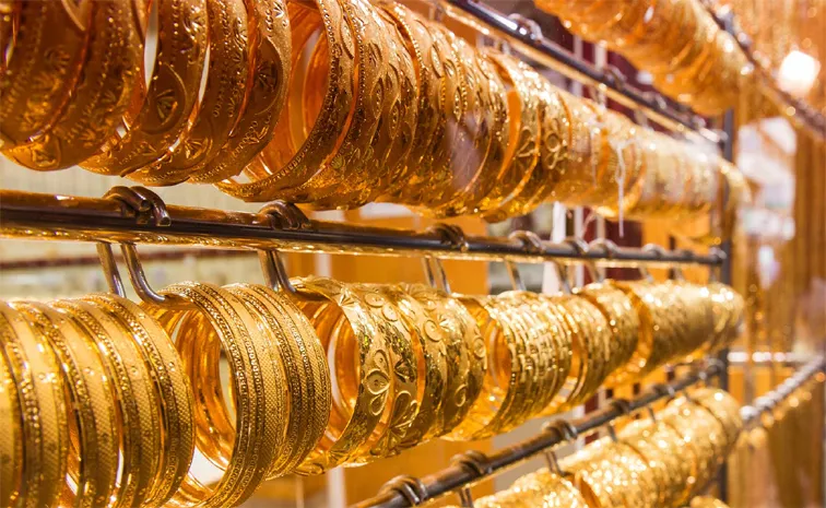 Silver and Gold Prices Hit Record Highs in Delhi Markets