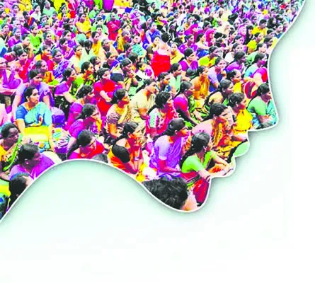 నారీమణులే నిర్ణేతలు..