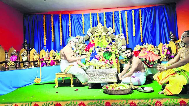 రామాలయంలో వైభవంగా గోదా కల్యాణం