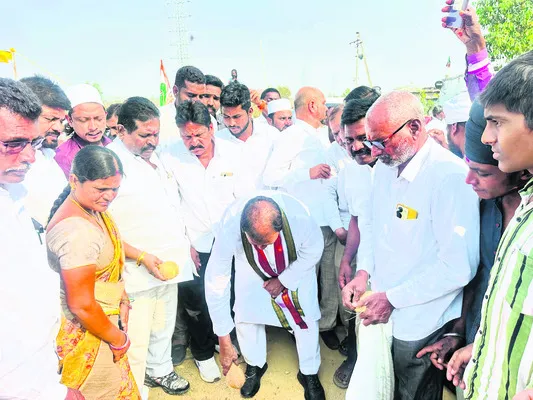 ‘అభివృద్ధిని చేతల్లో చూపిస్తాం’