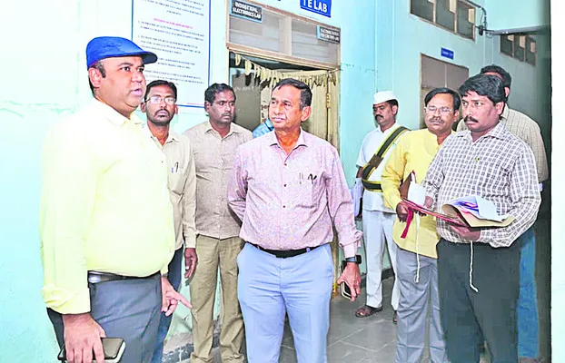 మౌలిక వసతులు కల్పించాలి