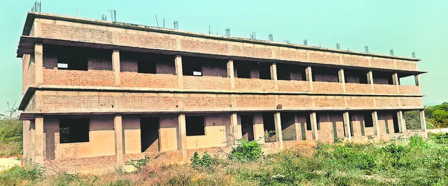 నిరుపయోగంగా గ్రామీణ ఆస్తులు