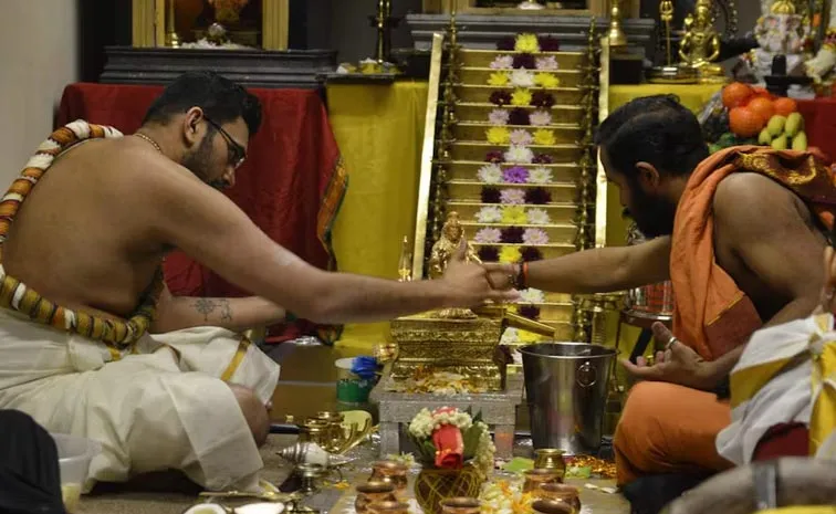 కెంట్ అయ్యప్ప ఆలయంలో వైభవంగా ‘మకరవిళక్కు మహోత్సవం’