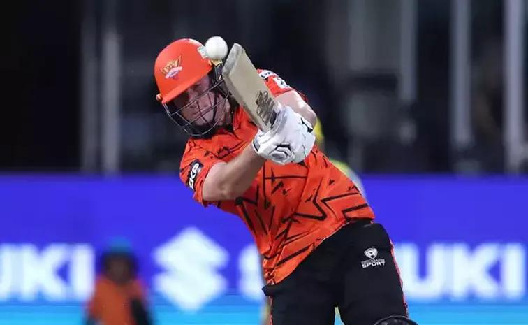 Debutant Coles all round show powers SEC into SA20 playoffs1