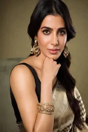 Samantha celebrates first Sankranti with husband Raj Nidimoru4