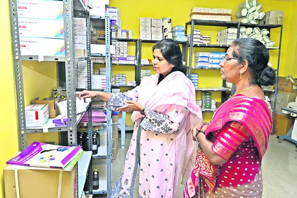 ప్రభుత్వాస్పత్రులపై నమ్మకం పెంపొందించాలి