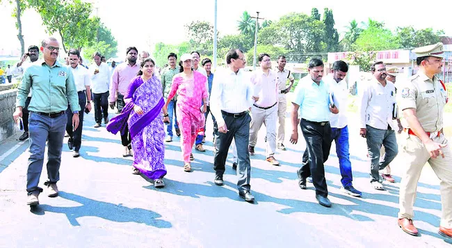 పరిహారం అందేలా చూస్తాం