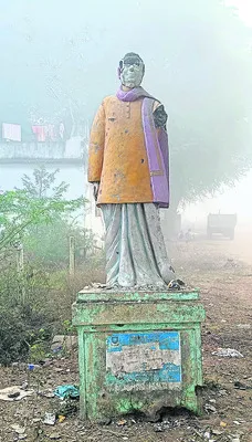 మాజీ ముఖ్యమంత్రి ఎన్‌టీఆర్‌ విగ్రహం ధ్వంసం