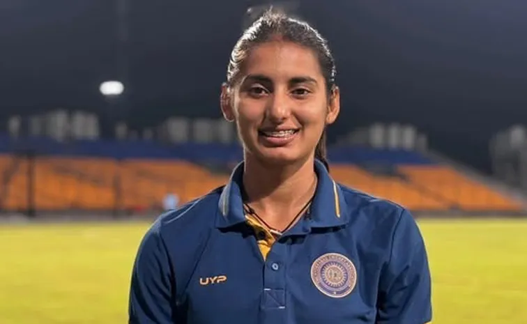 యూపీతో మ్యాచ్‌.. ముంబై త‌ర‌పున తెలుగు అమ్మాయి అరంగేట్రం