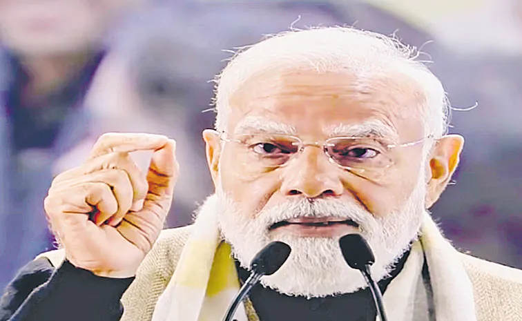 PM Narendra Modi urged Indian startups to prioritize manufacturing and deep technology