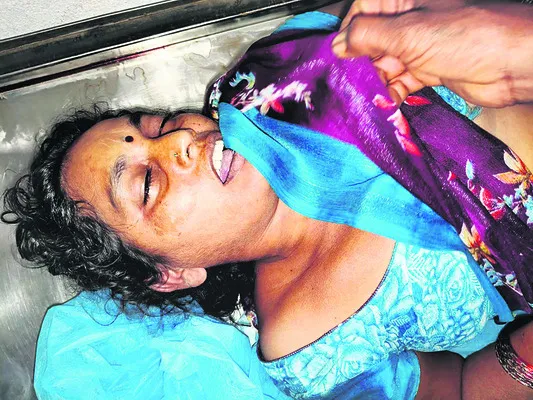 అనుమానాస్పద స్థితిలో వివాహిత మృతి