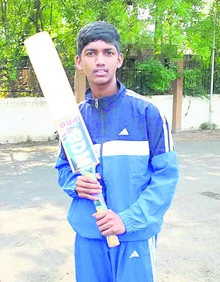జాతీయ స్థాయి క్రికెట్‌ పోటీలకు సీవోఈ విద్యార్థి