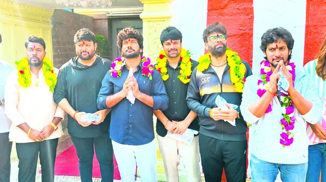 అప్పన్న సన్నిధిలో సినీ ప్రముఖులు 