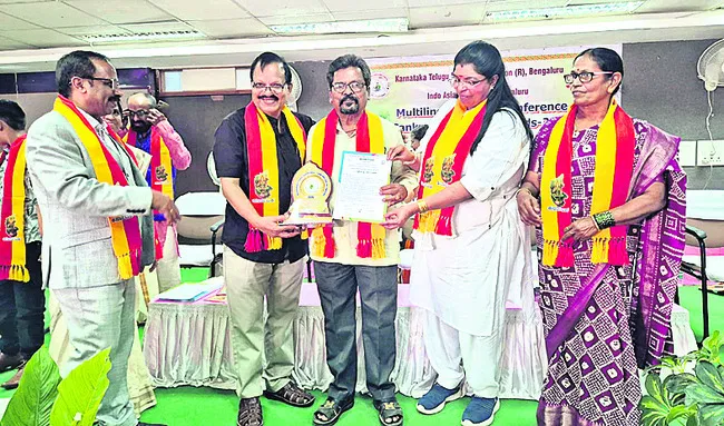 సంక్రాంతి పురస్కారాలు
