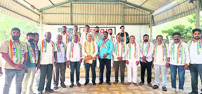 పెండింగ్‌ సమస్యల పరిష్కారానికి కృషి