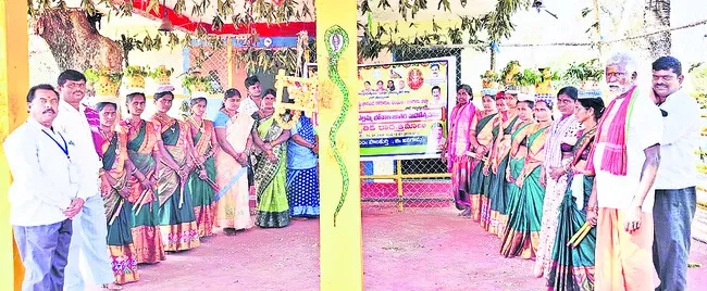 ఆలేటి ఎల్లవ్వకు బోనాలు