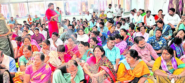 రాహు కేతు పూజలకు  పోటెత్తిన భక్తులు 