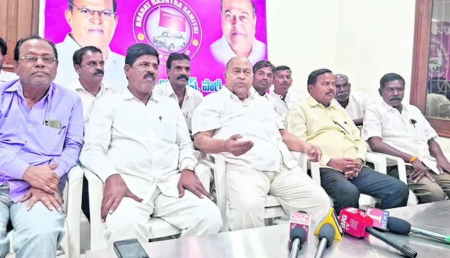 మన హక్కులపై మాట్లాడేందుకు  భయమెందుకు? 