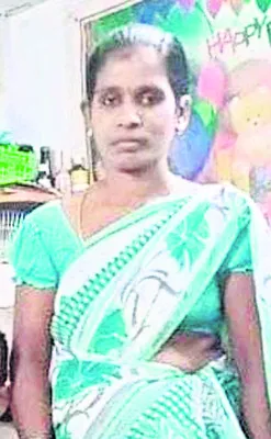 పిల్లలు, అత్త దూరమై ఆవేదన